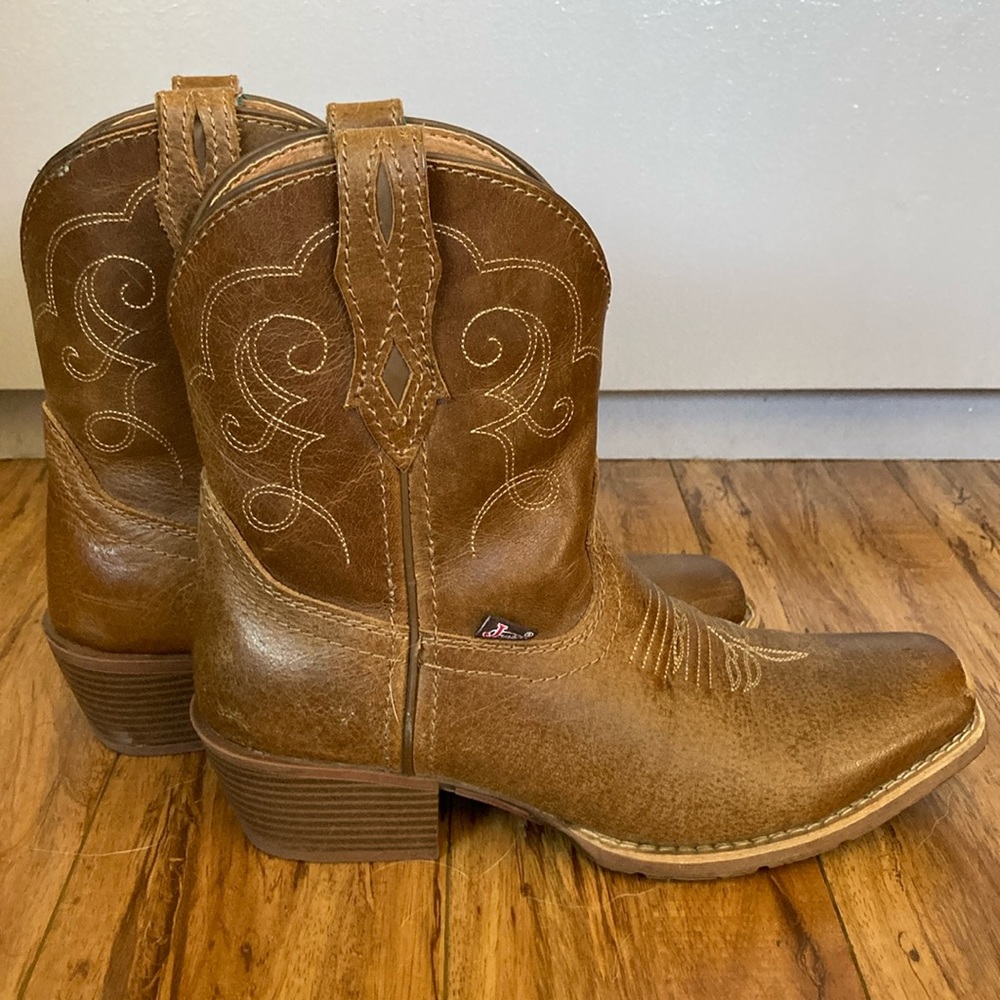 Women’s Justin Boots